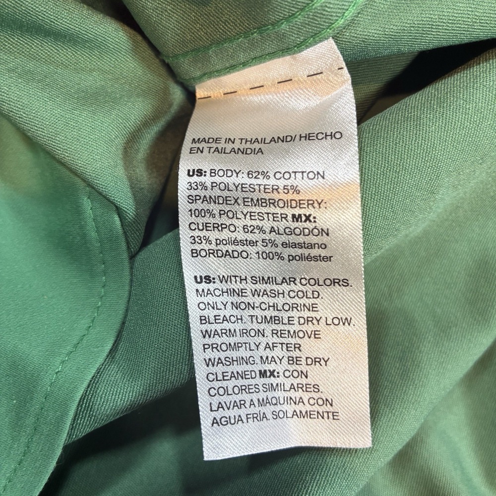 Chico's Women's Green Stretch Button Up Shirt Size 2 Large Long Sleeve Collared - Picture 10 of 11